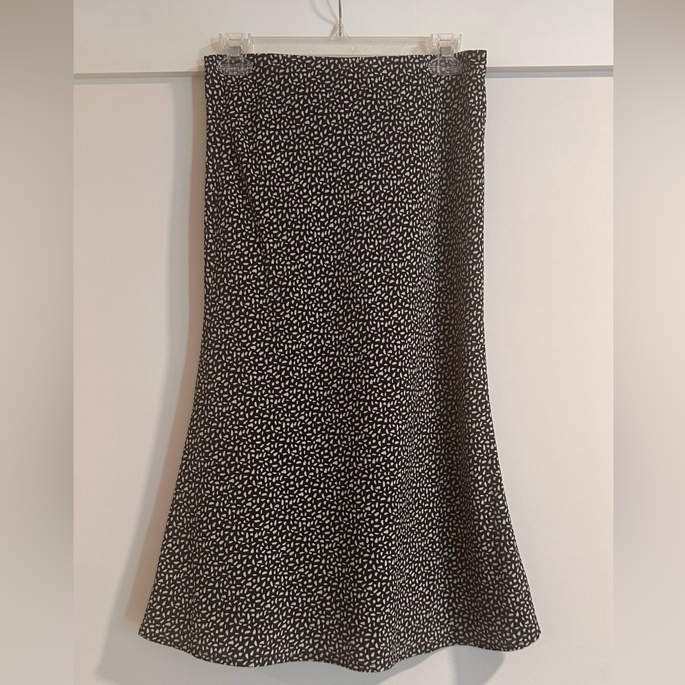 Final touch black pattern midi skirt size m